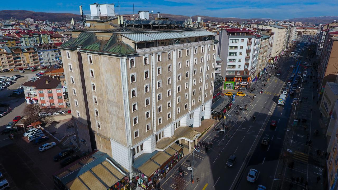 Sivas Bueyuek Hotel Extérieur photo