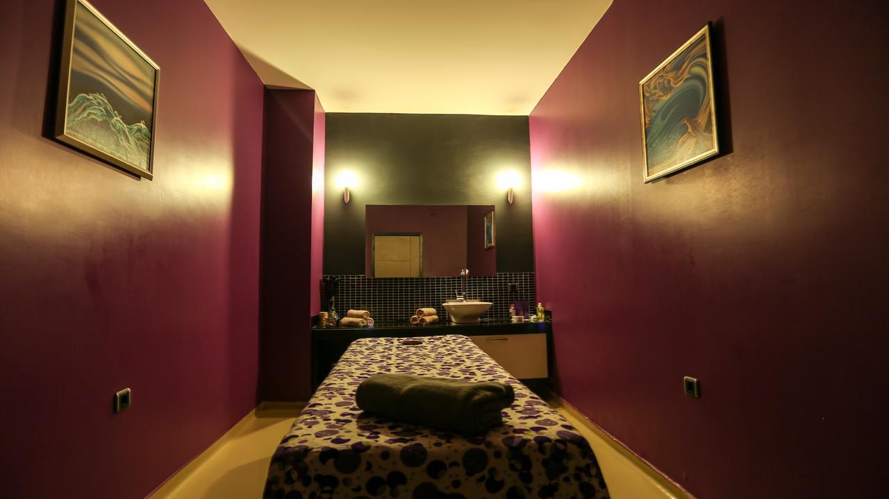 Sivas Bueyuek Hotel Extérieur photo