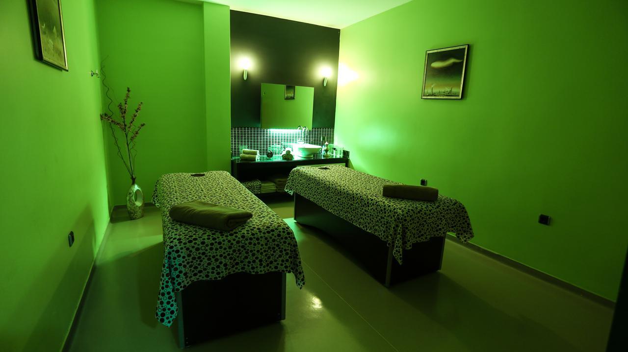 Sivas Bueyuek Hotel Extérieur photo